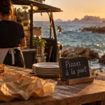 Tranquillo street food : pizza napolitaine près du sable, triporteur pizzeria en bord de mer